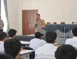 Kapolres Metro Tangerang Kota Datangi SMK N 4, Ingatkan Bahaya Tawuran dan Kenakalan Remaja