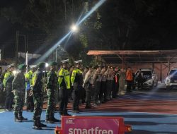 Kapolres Kuansing Pimpin Patroli Skala Besar Ops Lilin LK 2025, Pastikan Keamanan Nataru