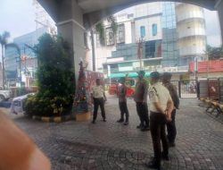 Ops Lilin 2025, Binmas Polda Riau Turun ke Mall dan Gereja Perkuat Kamtibmas Jelang Nataru