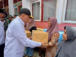 Menko Polkam Djamari Chaniago Temui Korban Bencana Alam Sumatera Barat, Pastikan Penanganan Berjalan Maksimal