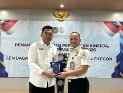 Hangat dan Bermakna, Lapas Cilegon Selenggarakan Pelepasan Purnabakti dan Pengantar Tugas Pegawai