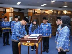 Prof. Zudan Minta 3 JPT BKN Yang Baru Dilantik Untuk Lanjutkan Keberhasilan Kerja Dengan Strategi dan Desain Kerja Baru
