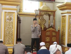 Kapolres Metro Tangerang Kota Gelar Jum’at Keliling dan Jum’at Curhat di Masjid Jami At-Taqwa Karawaci