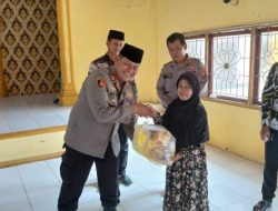 Jumat Barokah Polsek Kampar, AKP Asdisyah: Berbagi Bukan Karena Kaya Tetapi Karena Kita Tahu Rasanya Tak Punya 