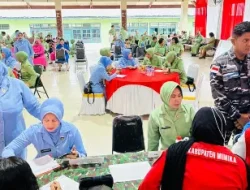 Persit KCK Cabang XXXV Kodim 1710/Mimika Gelar Donor Darah Peringati HUT Ke-80