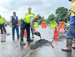 Ops Keselamatan Jaya 2026, Polisi dan PUPR Tambal Jalan Rusak di Sudirman Tangerang