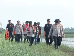 Dukung Program Ketahanan Pangan, Kapolda Metro Jaya Cek Tambak Udang di Muara Gembong