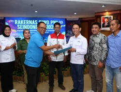 Ketua Umum PWI Tekankan Soliditas dan Profesionalisme Wartawan Olahraga di Rakernas SIWO 2026