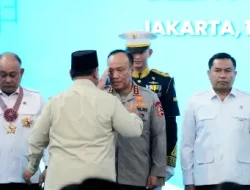 Presiden Prabowo Anugerahkan Bintang Jasa Dan Satyalancana Wira Karya Kepada Penggerak MBG Dan Rantai Pasok SPPG Polri