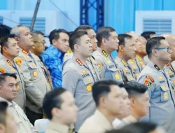 Kapolres Metro Tangerang Kota Raih Satyalancana Wira Karya dari Presiden