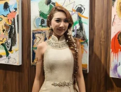 Bernyanyi Bareng Icha Yang di Tengah Gemerlap Harmoni Imlek Nusantara