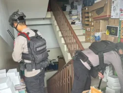 Respons Cepat Brimob Polda Metro Jaya Hadapi Ancaman Bom di SMA Jatinegara