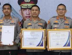 Pelayanan Publik Dinilai Sangat Baik, Polres Metro Tangerang Kota Raih Penghargaan Ombudsman RI