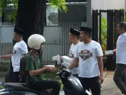 Bagi Takjil dan Bukber, Bharaduta Dermaga Polres Pelabuhan Makassar Pererat Silaturahmi