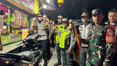 30 Botol Miras Diamankan Saat Operasi KRYD, Kapolsek Megamendung Tegaskan Komitmen Jaga Kamtibmas
