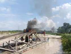 Polres Kuansing Tertibkan Aktivitas PETI di Desa Beringin Taluk, 3 Rakit Tambang Dimusnahkan