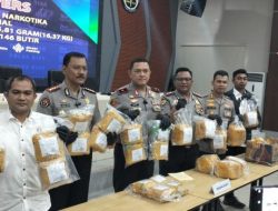 Ringkus 2 Kurir Jaringan Narkotika Internasional, Polda Riau dan Jajaran Sita 16,7 KG Sabu dan 40.146 Butir Pil Ekstasi