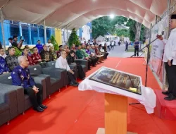 Percepat Sertipikasi Tanah Wakaf, Menteri ATR/Kepala BPN Serahkan 33 Sertipikat Untuk Rumah Ibadah di Sulawesi Tengah