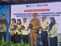 Kemendagri Tegaskan Dukungan terhadap Pembangunan Jaringan KA Trans SKS