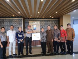 Bupati Agam Sampaikan Terima Kasih kepada Kapolda Riau atas Bantuan Penanganan Bencana