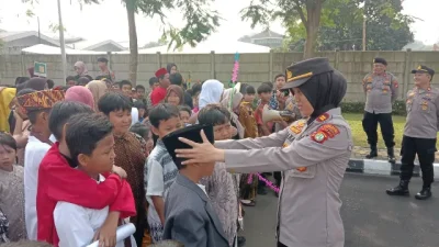 Rayakan Hari Kartini, Siswa SD Belajar Jadi Polisi di Mako Polres Metro Tangerang Kota