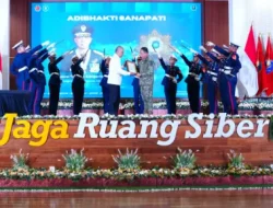 Panglima TNI Terima Penghargaan Adhibhakti Sanapati dan Berikan Ceramah Umum di BSSN