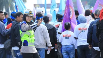 Polri Apresiasi Massa Buruh Sampaikan Aspirasi Tertib pada Peringatan May Day