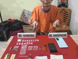 Satresnarkoba Polres Kampar Tangkap Pengedar Sabu-Sabu dan Daun Ganja Kering 