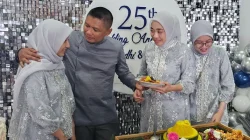 Marsekal Muda Budhi Achmadi Gelar Syukuran Pernikahan Perak Secara Sederhana
