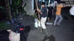 Ketua Paguyuban Kabar Silaturahmi Ajak Warga Bahu-Membahu Bangun Jalan Secara Swadaya