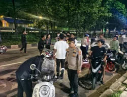 Patroli Tengah Malam Polres Metro Tangerang Kota Bikin Warga Tenang, Kapolres Ingatkan Bahaya Tawuran