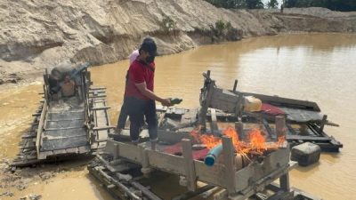 Tindak Lanjuti Pengaduan Masyarakat via Call Center 110, Polsek Singingi Musnahkan 13 Unit Rakit Sitingkai 