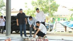 Polres Kuansing Potong 11 Ekor Sapi, Bagikan 650 Paket Daging Qurban kepada Masyarakat