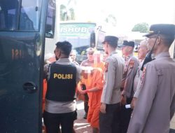 Kapolres Kampar Pimpin Pergeseran 50 Tahanan Narkoba ke Polda Riau, Proses Hukum Berlanjut dengan Keamanan Tertinggi