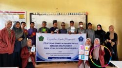 Dosen Prodi Pendidikan Bahasa Inggris STKIP Insan Madani Airmolek Melaksanakan PKM Pelatihan Pembelajaran Bilingual Berbasis Multisensori di SLBN Indragiri Hulu