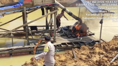 Polsek Kuantan Tengah Tertibkan 2 Rakit PETI di Desa Pulau Komang Sentajo