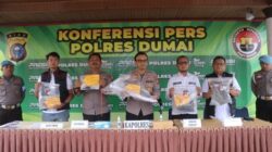 Polres Dumai Gelar Konferensi Pers Kasus Pembunuhan di Bukit Timah, Pelaku Terancam Hukuman Seumur Hidup
