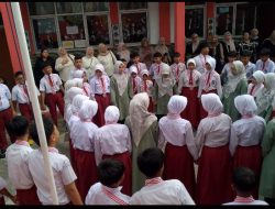 Pelepasan Kelas 6 SDN 04 Ciomas: Sederhana dan Penuh Haru