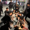Antisipasi Tawuran Dini Hari, Tim Patra Satbrimob Polda Metro Jaya Amankan Pemuda Membawa Senjata Tajam di Bekasi