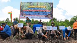 Peringatan Hari Lingkungan Hidup Sedunia, Polres Siak Bersama Pemerintah Kampung Penyengat Tanam 7.000 Bibit Mangrove