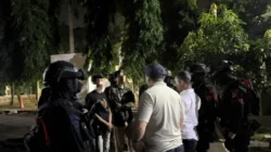 Brimob Polda Metro Jaya Amankan Remaja Terindikasi Narkoba Saat Patroli Cegah Tawuran di Bekasi