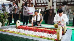 Jelang Hari Bhayangkara, Kapolri Ziarah ke Makam Gus Dur