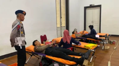 Brimob Polda Metro Jaya Gelar Donor Darah HUT Bhayangkara ke-80, Libatkan 100 Personel