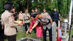 Polri Gelar Ziarah dan Tabur Bunga Jelang Hari Bhayangkara ke-80