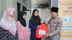 Sentuh Hati Umat, Kapolres Metro Tangerang Kota Gelar Bhakti Religi dan Bersih-Bersih Masjid Sambut Hari Bhayangkara ke-80