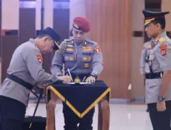 Polri Laksanakan Kenaikan Pangkat 87 Perwira Tinggi, Empat Perwira Raih Bintang Tiga