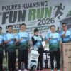 Dalam Rangka HUT Bhayangkara ke 80, Kapolres Kuansing Lepas Peserta Fun Run to RBR 2026