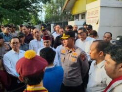 Aksi Mahasiswa di DPRD Riau Sempat Ricuh, Polisi Jelaskan Kronologi dan Selidiki Dugaan Pemukulan Peserta Aksi