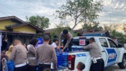 Wujud Nyata Kepedulian Polri untuk Masyarakat, Polda Riau Distribusikan 2.312 Paket Bansos, Bedah Rumah dan Air Bersih