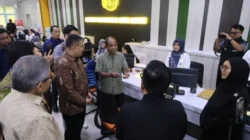 Tinjau Kantah Kota Batam Bersama Komisi II DPR RI, Wamen ATR/Waka BPN Pastikan Pelayanan Pertanahan Berjalan Efisien